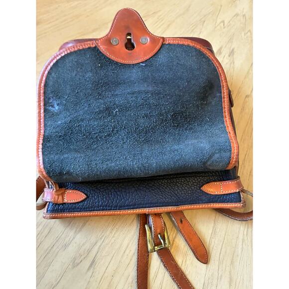 Vintage Dooney & Bourke All Weather Leather Crossbody Bag USA 80s 90s Equestrian - Picture 15 of 16